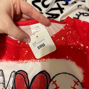 Baseball Boutique outfit (shirt & shorts) size 7/8